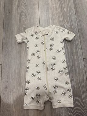 Hanna Andersson Bee Shortie Onsie 75CM 12-18 months
